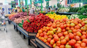 Preços de frutas e verduras variam até 600% em Goiás