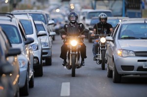 Motocicletas ganham cada vez mais espaço no trânsito de Goianésia