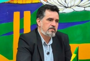 Endividamento das famílias brasileiras atinge nível recorde e acende alerta para a economia