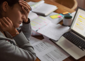 Burnout vai além do cansaço e pode comprometer saúde mental e qualidade de vida