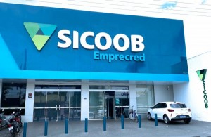 Campanha misteriosa de cooperativas do Sicoob movimenta redes sociais antes da Pecuária de Goianésia