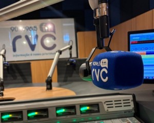 Rádio é o meio de comunicação mais confiável para 81% dos brasileiros, aponta pesquisa