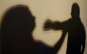 Dois em cada três atendimentos de violência doméstica envolvem mulheres que já sofreram agressões 
