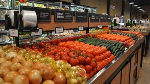Preços dos hortifrutis permanecem elevados após perdas provocadas pelo clima