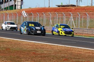 Velocidade e adrenalina marcaram mais uma etapa do Marcas e Pilotos GO e da Fórmula Millenium