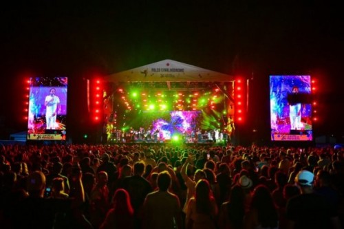 Iza e Gilsons são confirmados no Canto da Primavera 2026 em Pirenópolis